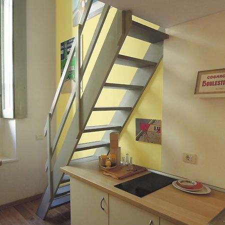 V12 Design Apartments Милано Екстериор снимка