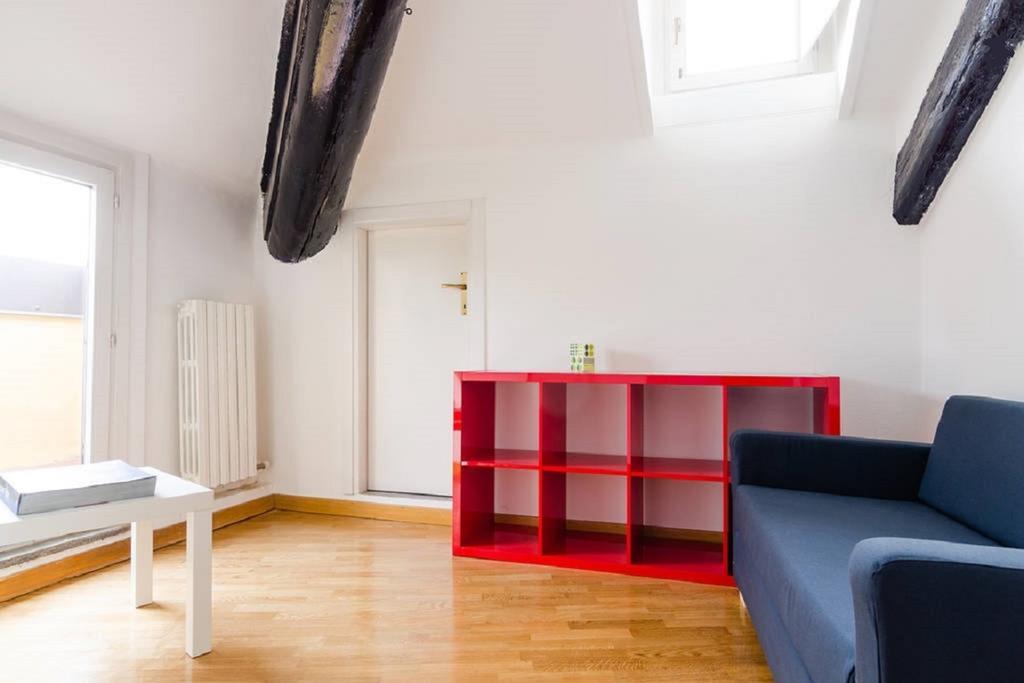 V12 Design Apartments Милано Стая снимка