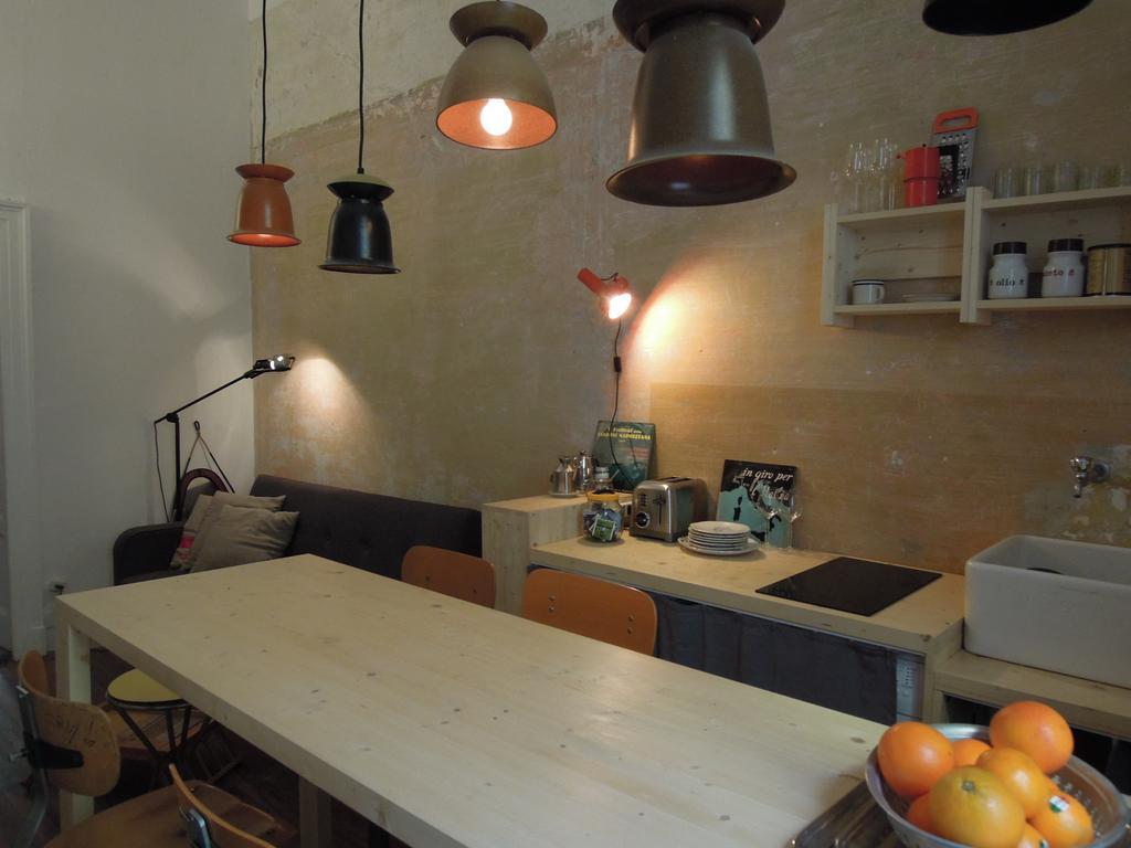 V12 Design Apartments Милано Екстериор снимка